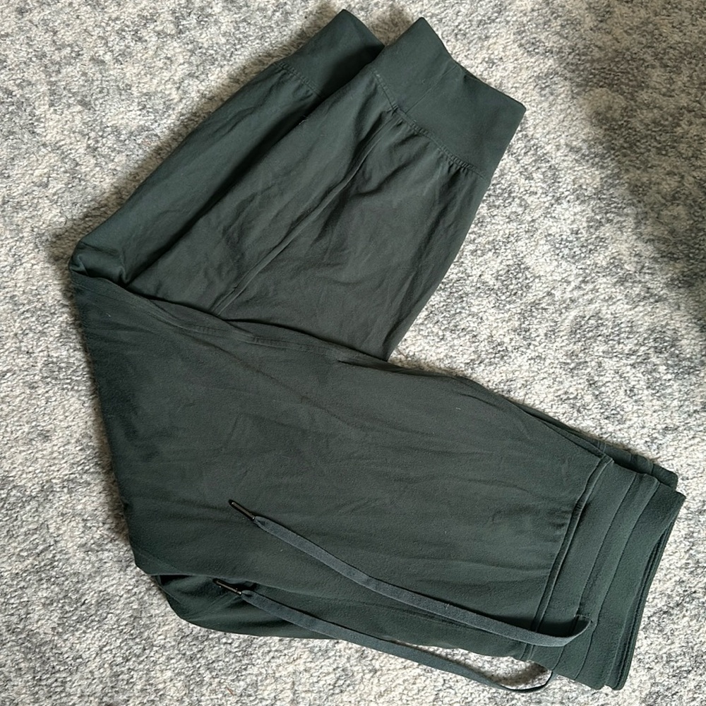 Lululemon joggers